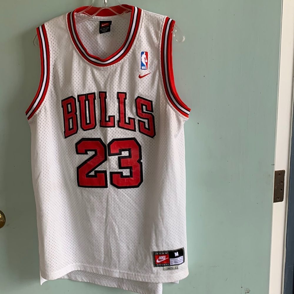 Nike stitched swingman jersey NBA size M Lenght +2 .